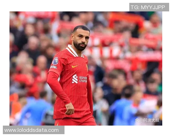 意甲激战利物浦险胜曼联红牌争议引发全场热议