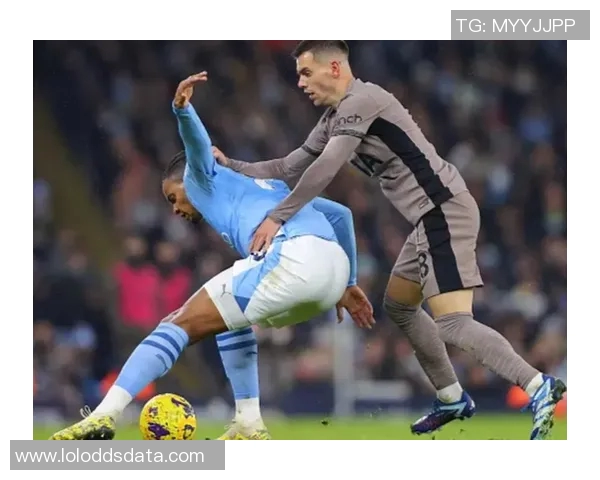 欧联杯精彩对决切尔西逆转曼城引发争议判罚全场沸腾