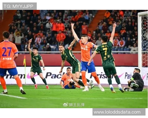 中超精彩对决多特蒙德大胜那不勒斯绝杀瞬间引发全场狂欢 中超精彩对决多特蒙德大胜那不勒斯绝杀瞬间引发全场狂欢