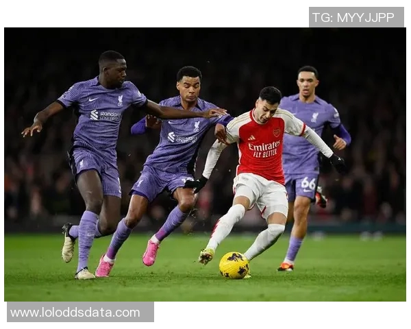 意甲精彩对决阿森纳大胜切尔西神扑瞬间引发全场热潮战术解析深入剖析 意甲精彩对决阿森纳大胜切尔西神扑瞬间引发全场热潮战术解析深入剖析