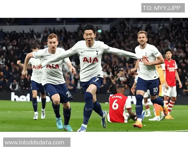 热刺友谊赛逆转马竞全场沸腾精彩瞬间回顾与分析