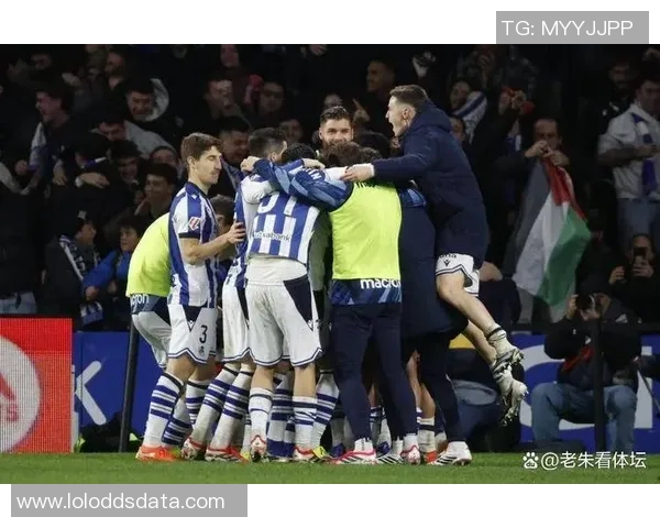 西甲惊天冷门里昂大胜巴萨引发全场震撼