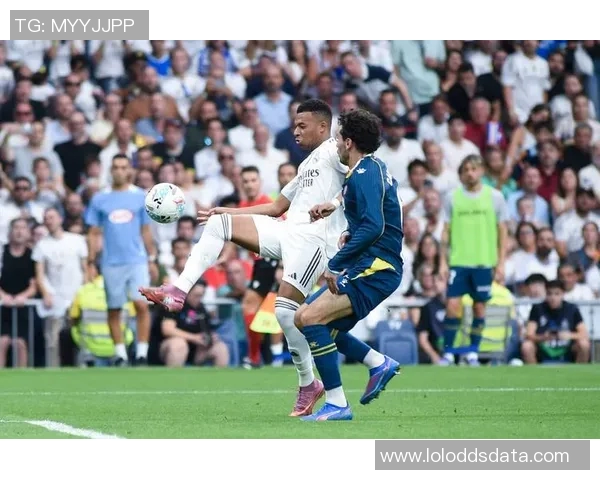 西甲激战：莱比锡与皇马战成平局十大精彩进球回顾引发全场热议