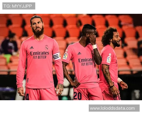 西甲历史冷门皇马大胜AC米兰引发全场震撼与热议