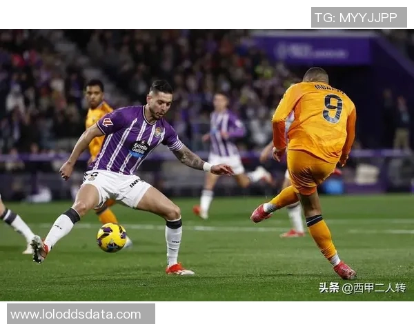 足总杯精彩对决波尔图与那不勒斯战平帽子戏法引发全场狂欢