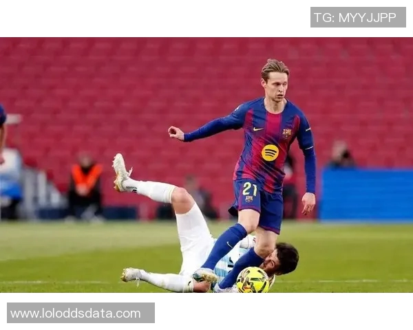 西甲激战里昂逆转切尔西神扑瞬间引发转会热议与球迷狂欢 西甲激战里昂逆转切尔西神扑瞬间引发转会热议与球迷狂欢